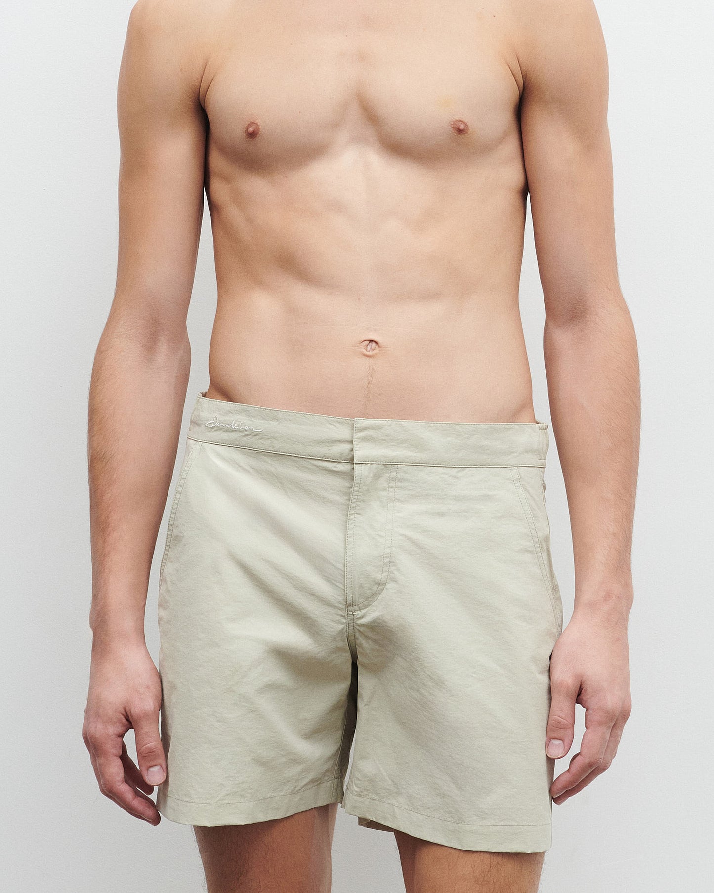 Beige Silencio Short